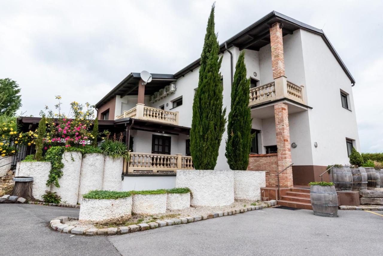 Gaestehaus Moser Mönchhof Extérieur photo