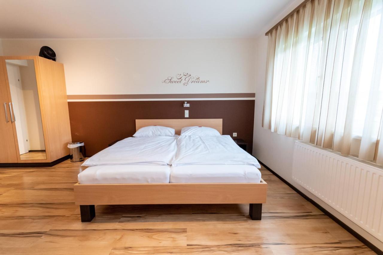 Gaestehaus Moser Mönchhof Extérieur photo